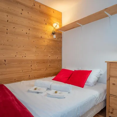 In-out - Heart Of Cosy Apartment, Wifi - Cimes De Caron Apartman